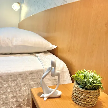 Oliva Aparts 204 New 2024 Apartman Lloret de Mar